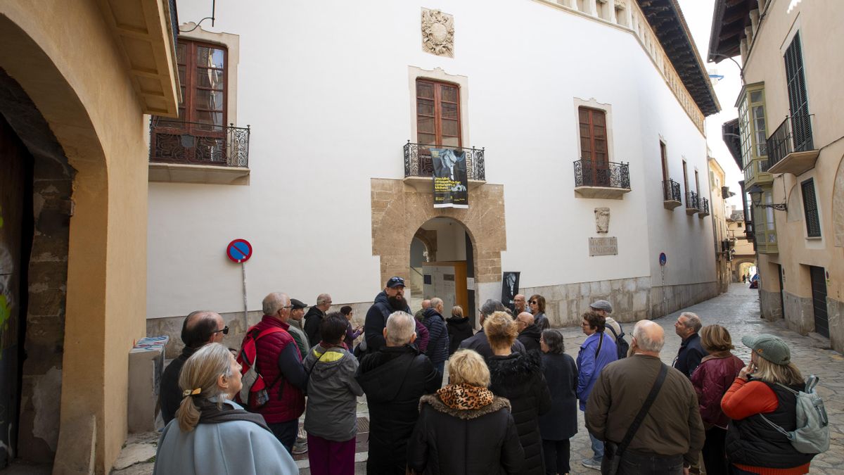 El edificio, de época barroca, fue adquirido por el Estado en 1971 para ubicar el Museu de Mallorca