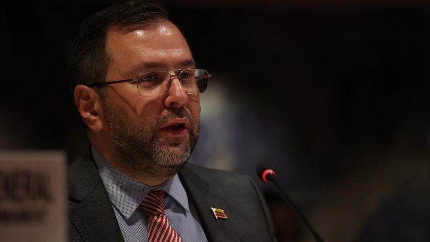 Venezuela expulsa a los embajadores de Argentina y otros países latinoamericanos, acusados de "acciones injerencistas"