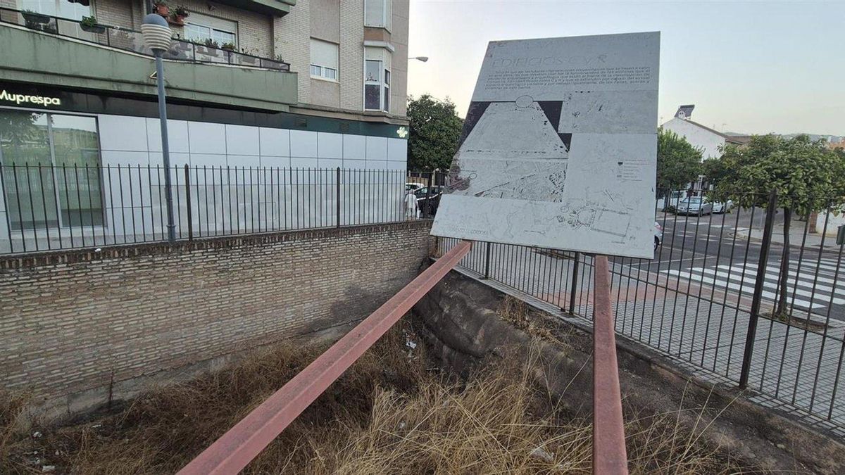 Hacemos exige al alcalde que "adecente y acondicione" la zona aledaña al yacimiento de Cercadilla