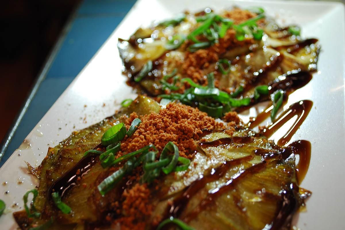 Alcachofas «rayadas» con beicon de mentirijillas