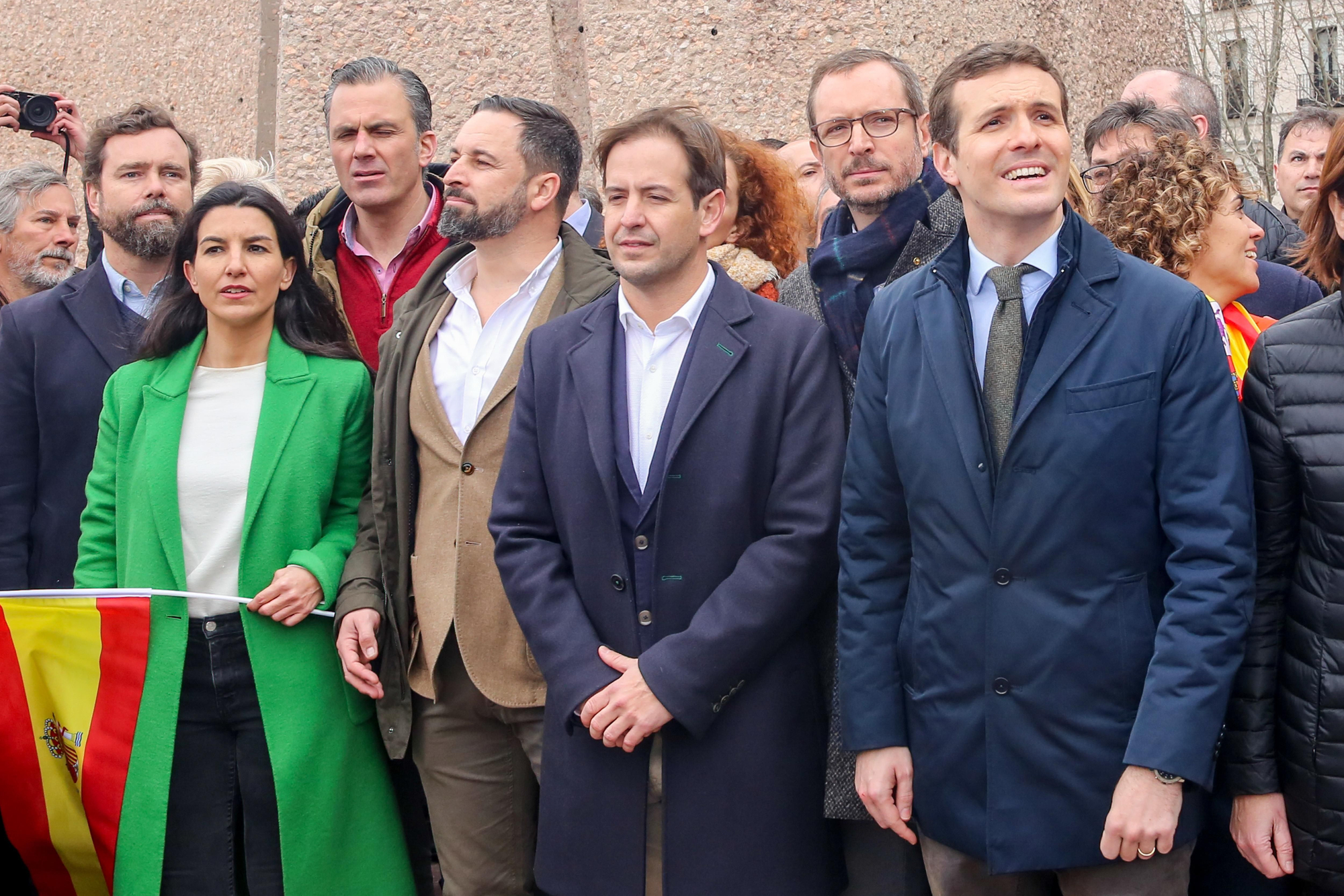 Abascal y Casado en el mitin de la Plaza de Colón en febrero de 2019.
