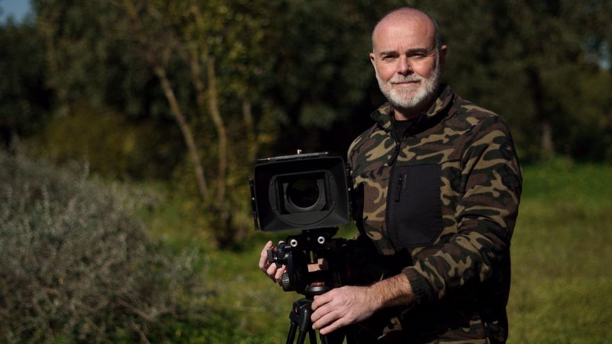 Arturo Menor, académico de cine: “Los que hacemos documentales casi debemos ir llamando a las salas puerta por puerta”