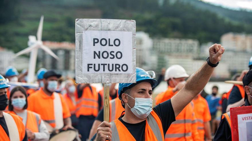 Maximización del beneficio empresarial y carencias de planificación pública: por qué cierran industrias eólicas en Galicia