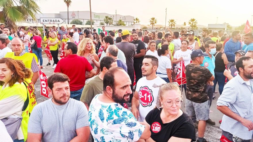 Primera jornada de huelga en el campo extremeño: "éxito" para los sindicatos y "normalidad" para una patronal fragmentada