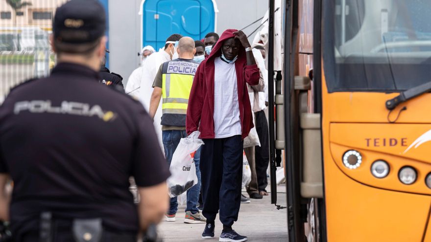 Agentes de Frontex vuelven a Canarias para identificar migrantes en situación administrativa irregular