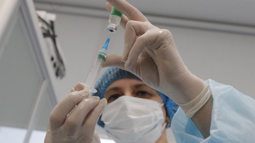 Bruselas aprueba el contrato para adquirir 100 millones de vacunas de Novavax