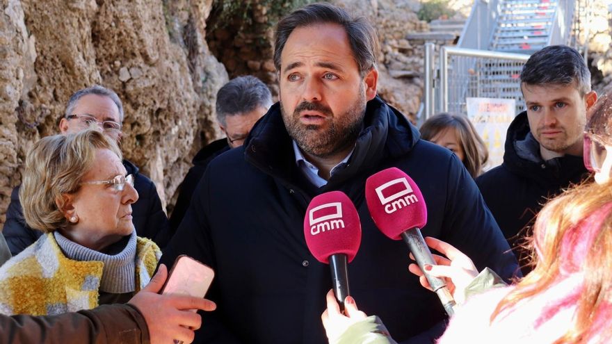 El presidente regional del PP, Paco Núñez, en Letur.