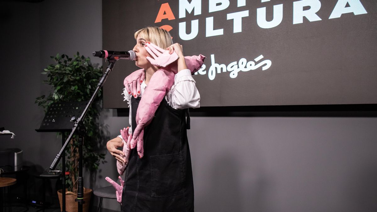 La "neojuglaría" celebra su gran fiesta en Madrid con la final del Premio Nacional de Poesía Viva #LdeLírica