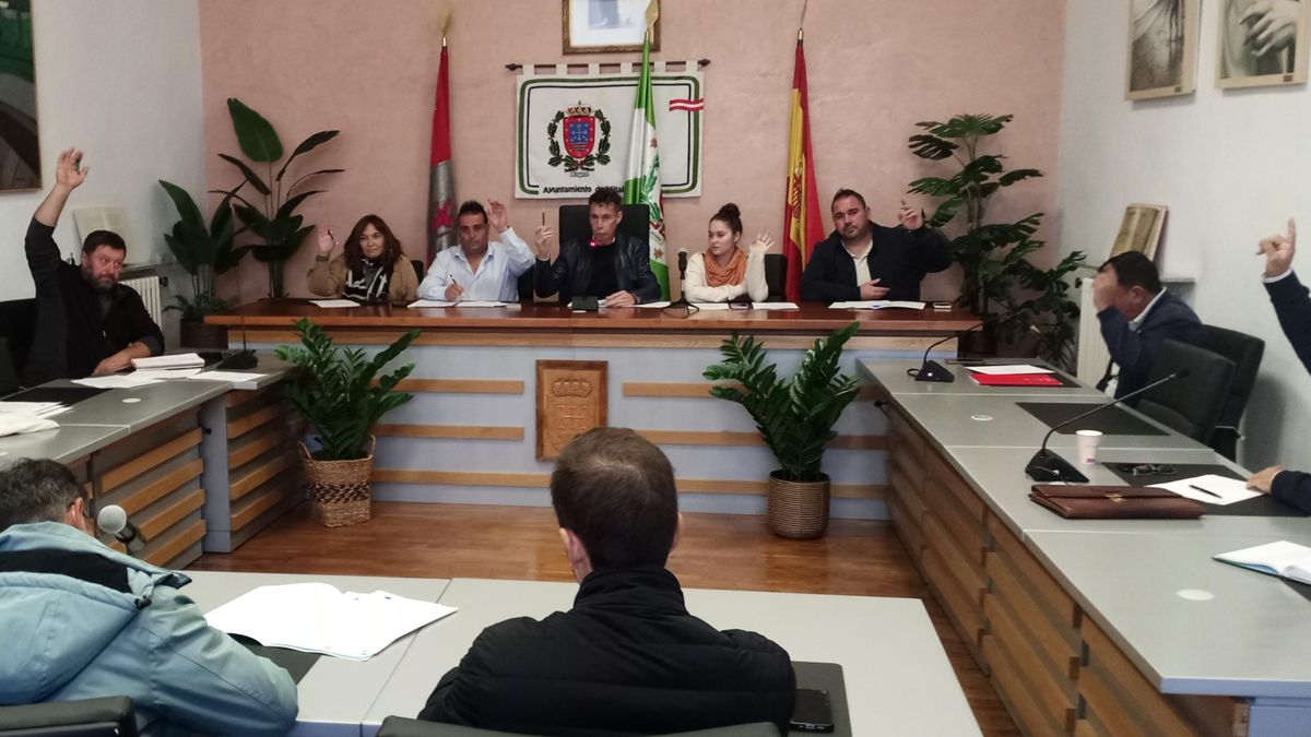 Todos los partidos en Villablino piden a la Junta un centro de FP especializado en extinción de incendios