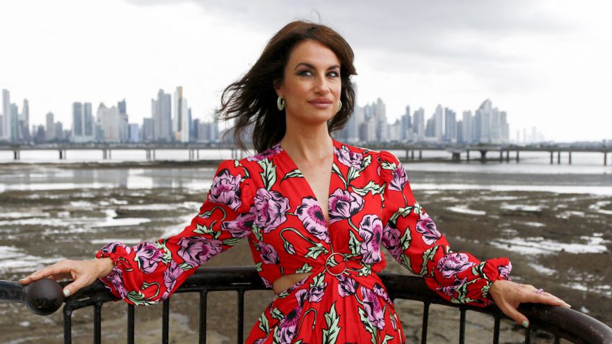 El viaje poético de Yolanda Castaño del capitalismo voraz y la deuda, a la calma económica