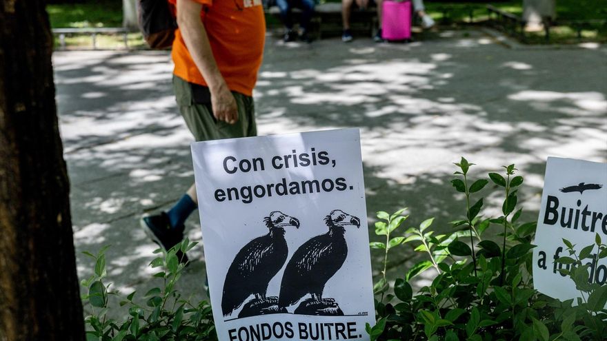 Las mejores pancartas de la manifestación por la vivienda en Madrid, en imágenes