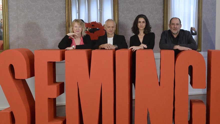 Avelina Prat se estrena con una fábula sin cuento de inmigración y distancias