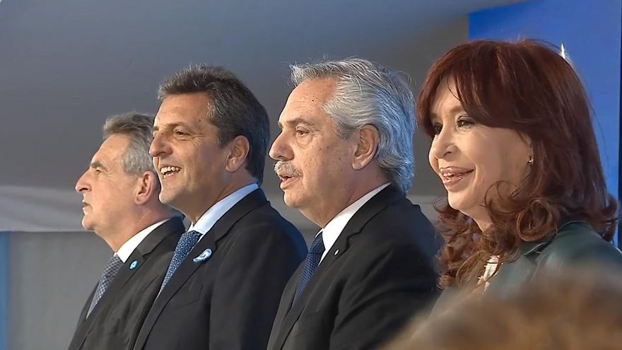 Sergio Massa tuvo su foto de unidad y se llevó el apoyo de Cristina Kirchner: "No arrugaste y seguís para adelante"