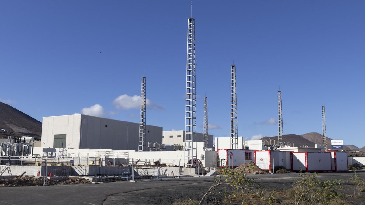 Un cero energético paraliza las desaladoras de Lanzarote y La Graciosa y agrava el suministro de agua