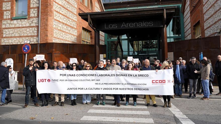Los trabajadores de la Sociedad Regional de Educación, Cultura y Deporte aplazan las protestas tras reunirse con la Consejería
