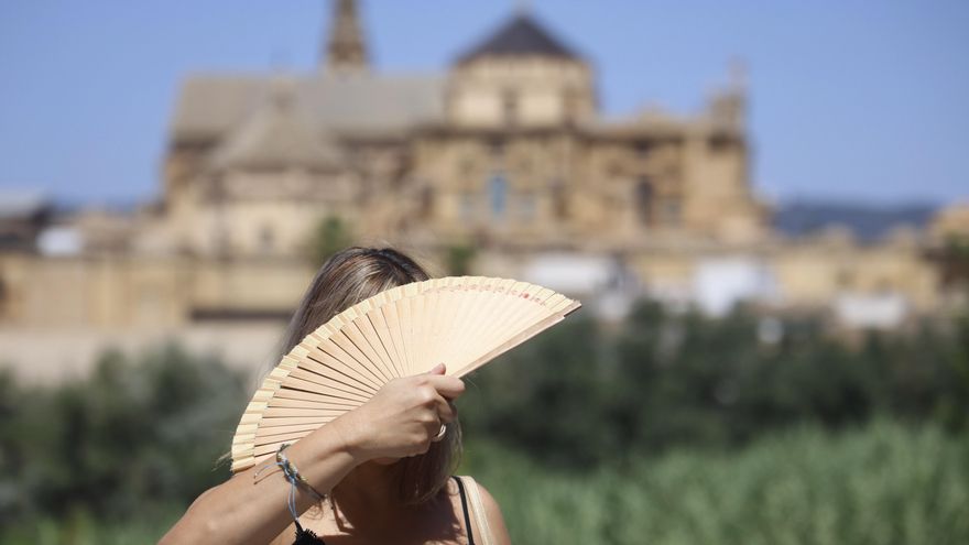 Tiempo anticiclónico y temperaturas significativamente elevadas para este sábado