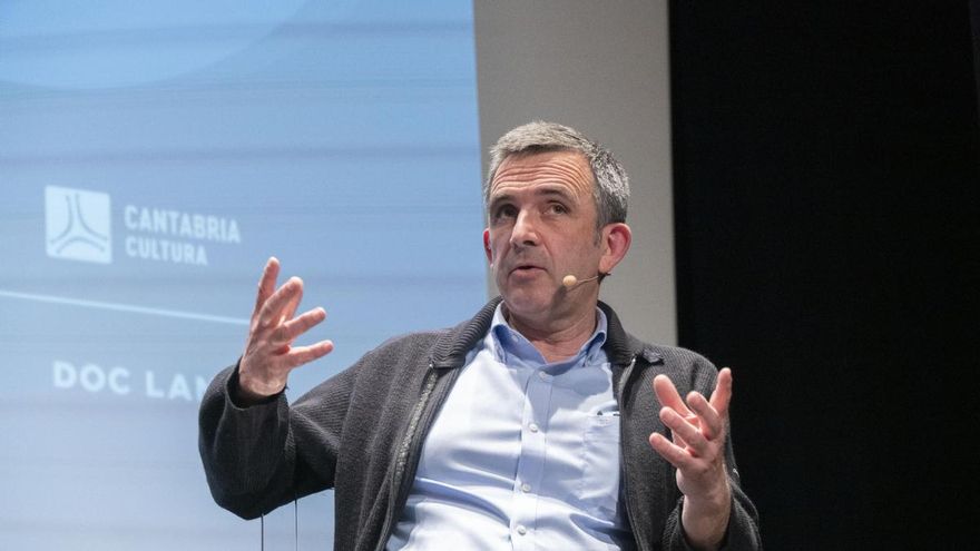 Íñigo Mijangos durante una de sus intervenciones.