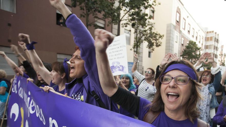 Manifestación feminista en Santa Cruz de Tenerife
