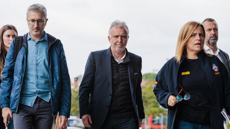 El secretario de Estado de Política Territorial, Arcadi España; el ministro de Política Territorial y Memoria Democrática, Ángel Víctor Torres, y la delegada del Gobierno en la Comunidad Valenciana, Pilar Bernabé.