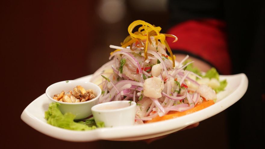 Ceviche: por qué es el plato de moda en verano y una receta para hacerlo en casa y triunfar