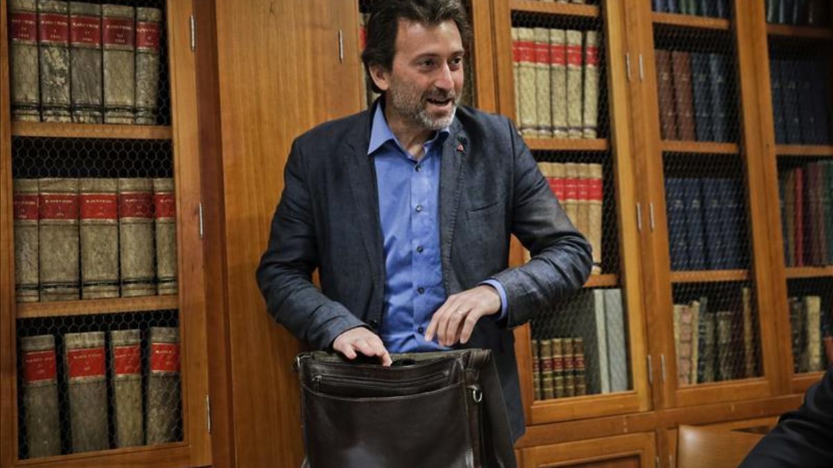 El tercer teniente de Alcalde de Madrid, Mauricio Valiente. / Efe