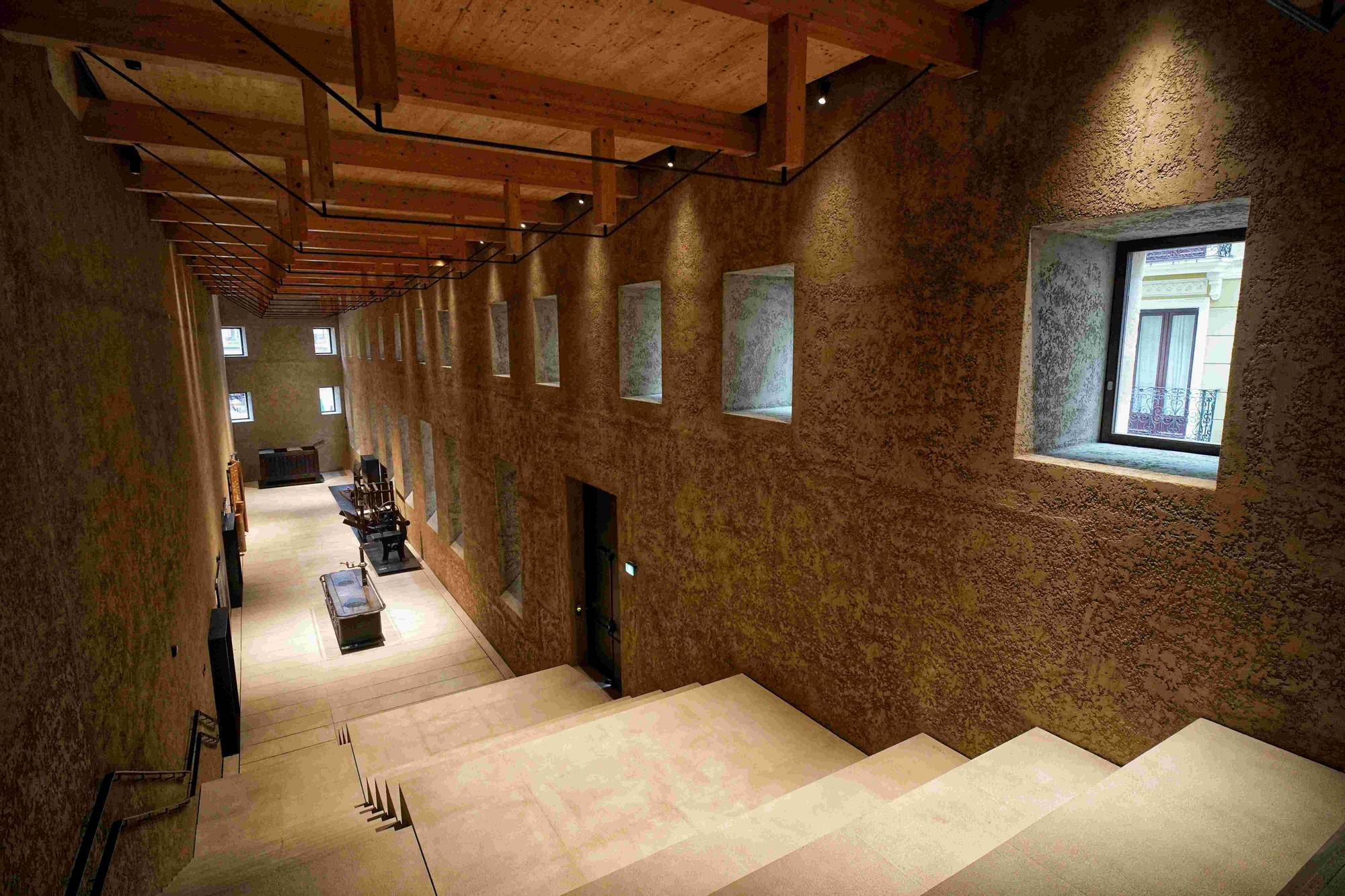 Partes del interior del Museo Vasco Euskal Museoa de Bilbao
