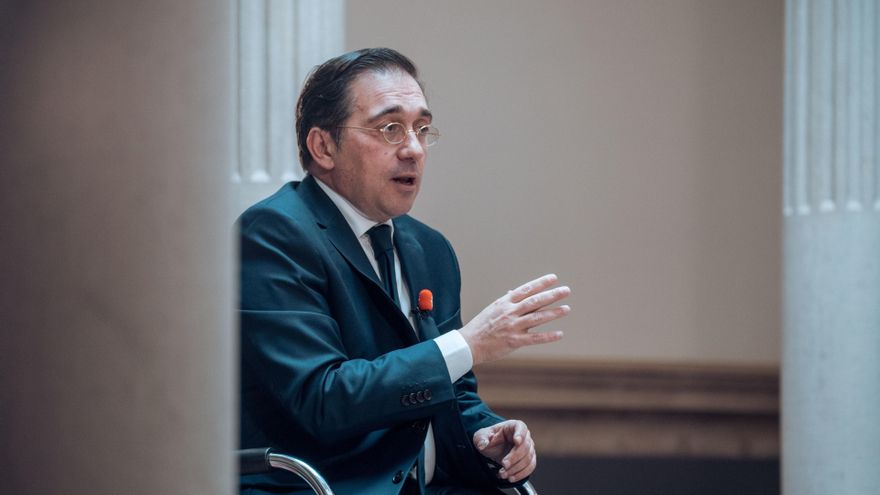 El ministro de Asuntos Exteriores, Unión Europea y Cooperación, José Manuel Albares, durante una entrevista para Europa Press en el Palacio de Viana