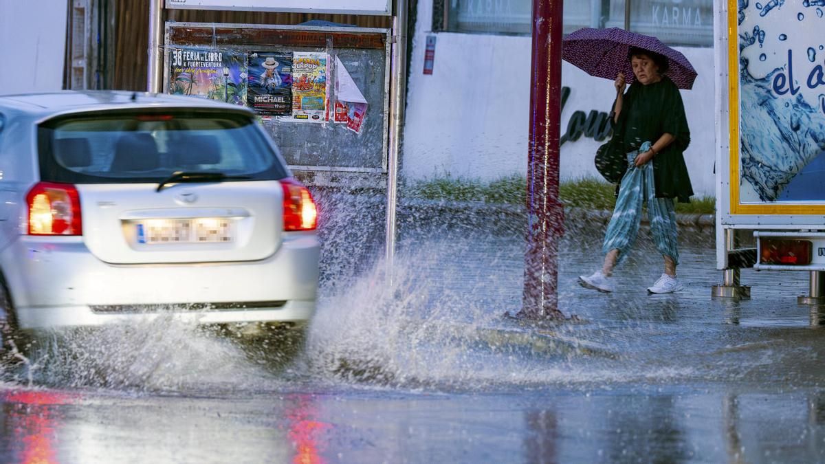El paso de una dana deja lluvias de más de 50 litros de madrugada en La Palma y Gran Canaria