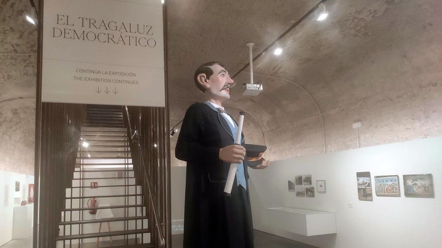 El tragaluz democrático