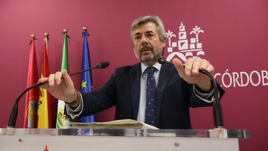 Torrico, sobre el Festival de Cine Fantástico: "No vamos vigilando quién utiliza el logo del Ayuntamiento"