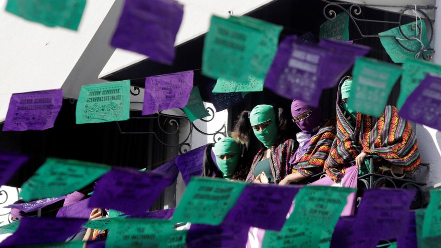 La despenalización del aborto, la justicia para las víctimas de feminicidio y asistencia a las víctimas de violencia de género son algunas de las exigencias de los colectivos feministas en México