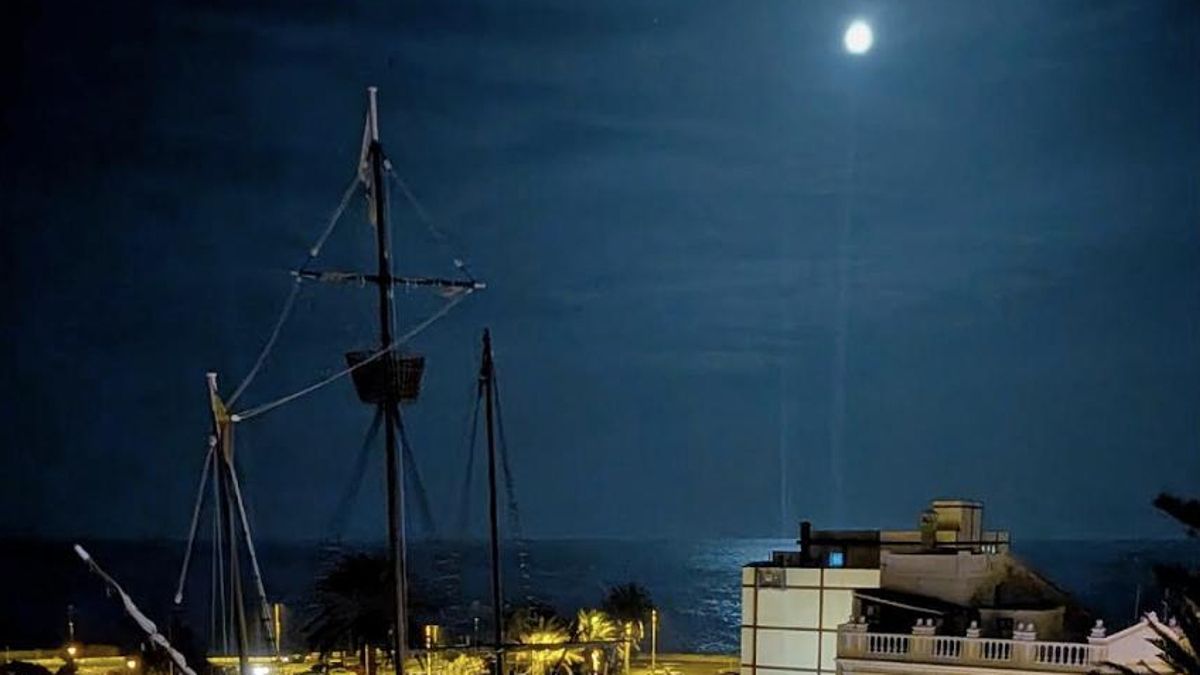 La Luna del Castor frente a  la Luna de las Castañas