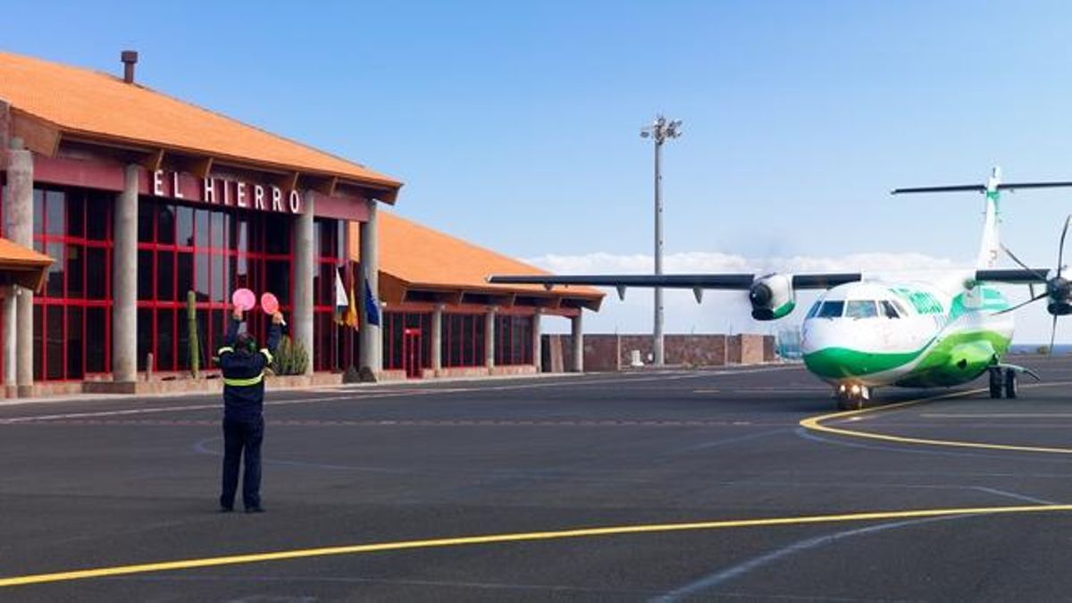 Aena abre expediente sancionador a la empresa que gestiona la torre de control de El Hierro