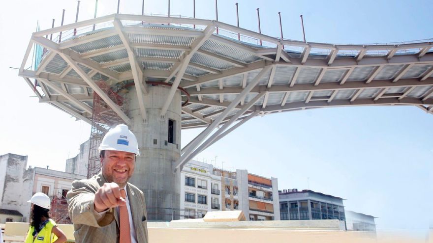 Sánchez Monteseirín, 25 años del alcalde que se atrevió a hacer cosas en Sevilla
