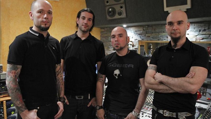 Sôber dice que Metallica "lleva toda la vida haciendo la misma canción y encima mal"