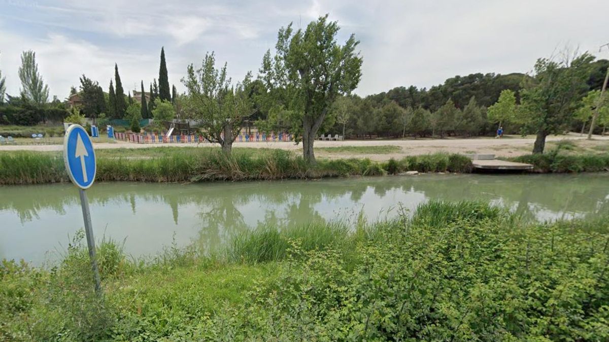 Punto del Canal Imperial donde se ha producido el hallazgo del cuerpo este domingo.