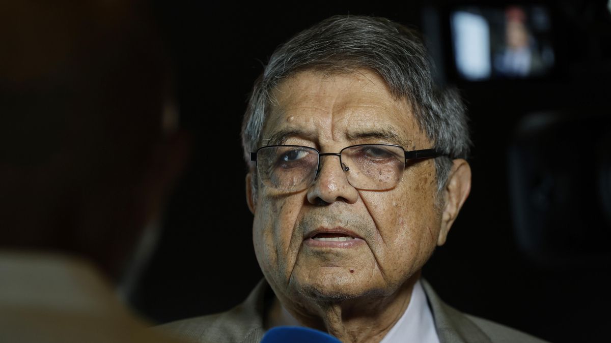 El escritor Sergio Ramírez, elegido para ocupar el sillón de Vargas Llosa como académico de la RAE