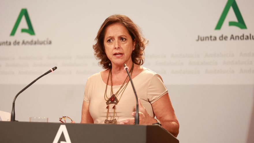 Andalucía encara el final de año con 7.000 sanitarios a la espera de renovar sus contratos con el Gobierno de Moreno