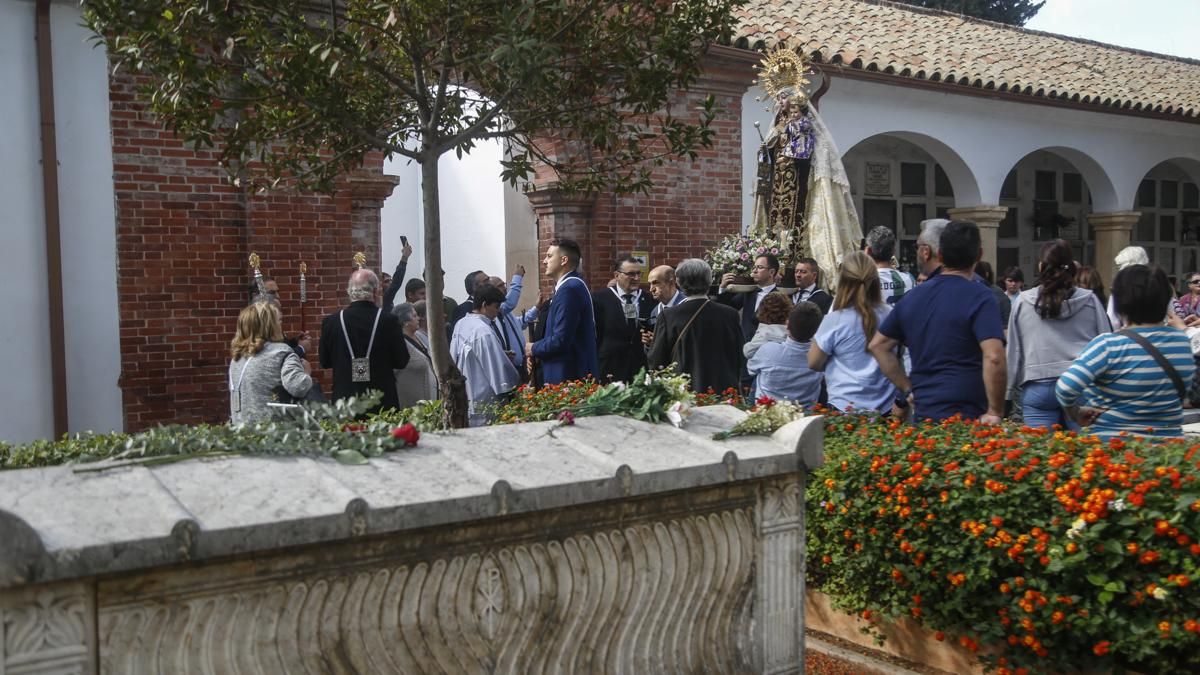 Visita de la Virgen del Carmen al Cementerio de San Rafael