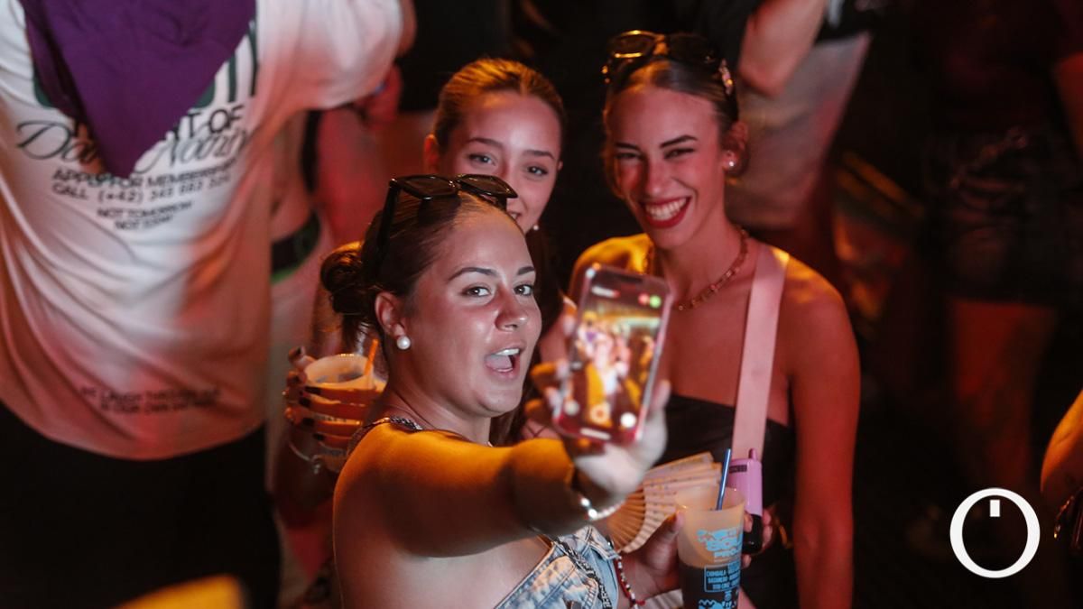 Fiesta de bienvenida universitaria