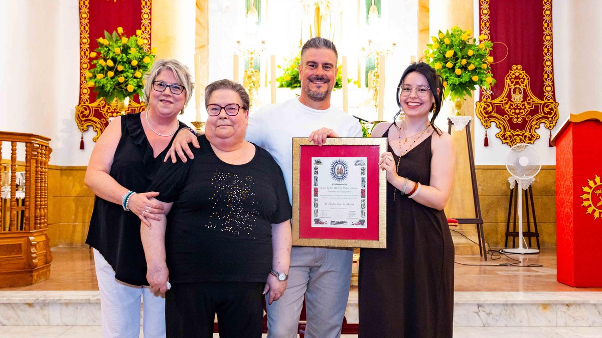 'Pico' fue el encargado de inaugurar con su pregón las fiestas de Los Santos