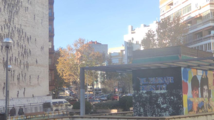 Plaza del poeta Leopoldo de Luis