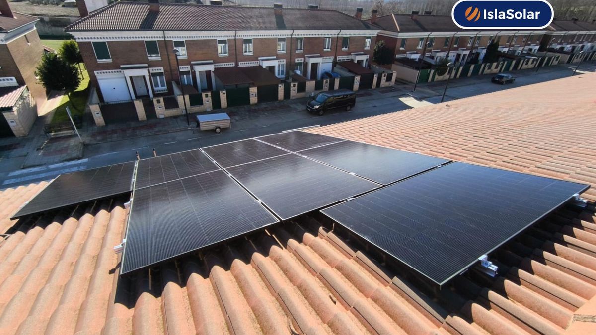 España apuesta por la energía solar: hogares e industrias abrazan el autoconsumo