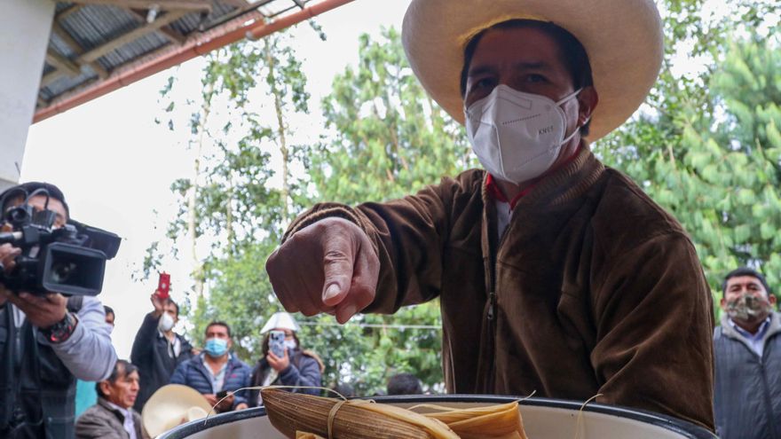 El candidato más votado en Perú busca el acercamiento con otros partidos