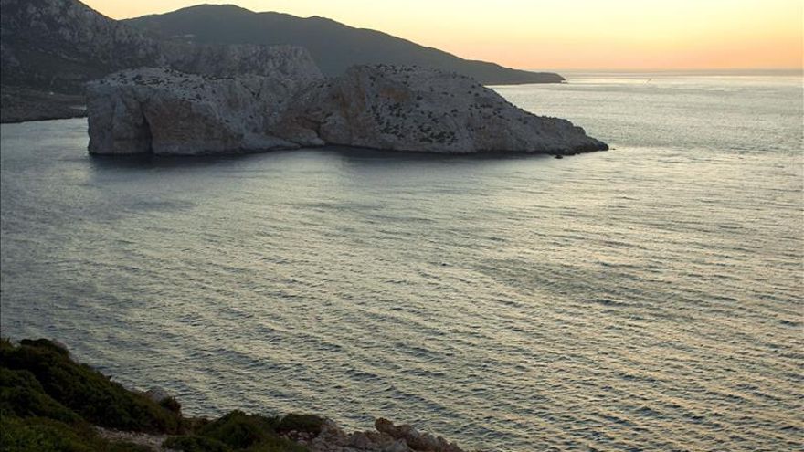 Interceptadas dos pateras con 19 inmigrantes en el Estrecho de Gibraltar