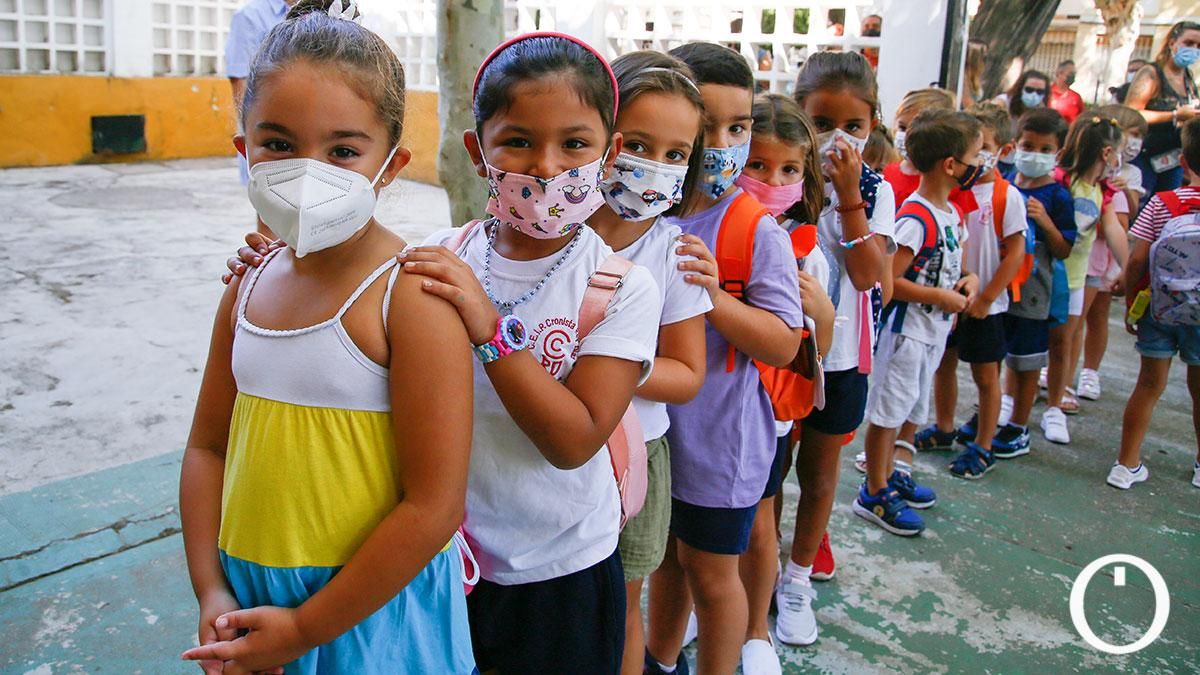 Primer día de colegio en el colegio Cronista Rey Díaz