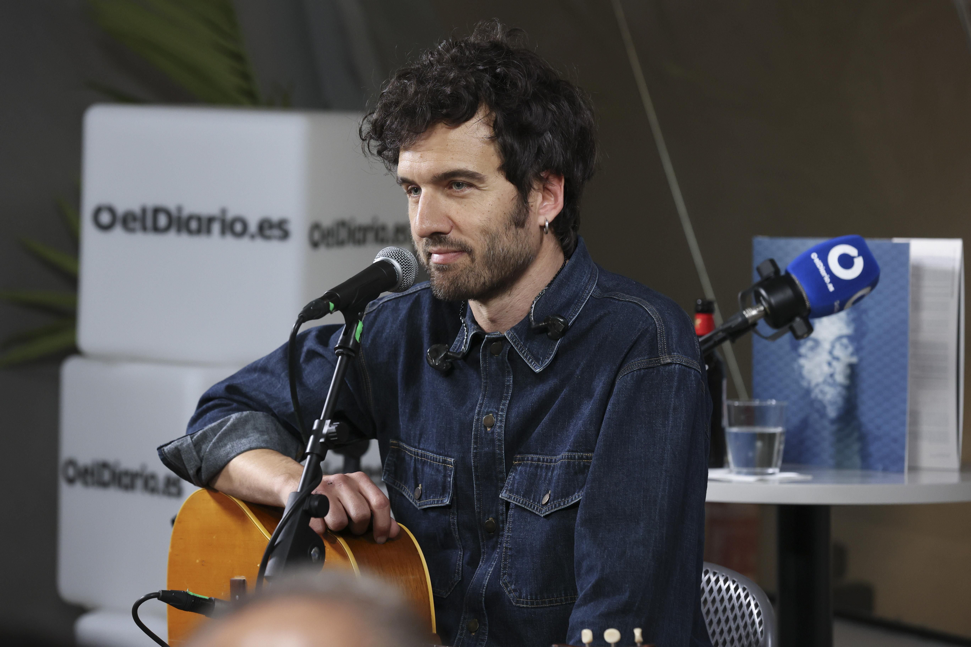 Guille Galván en la redacción de elDiario.es, en imágenes