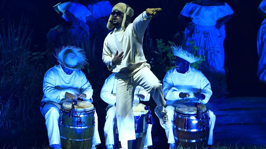 Bad Bunny y la empresa Vibee presentan en San Juan la experiencia inmersiva 'Seguimo' Aquí'