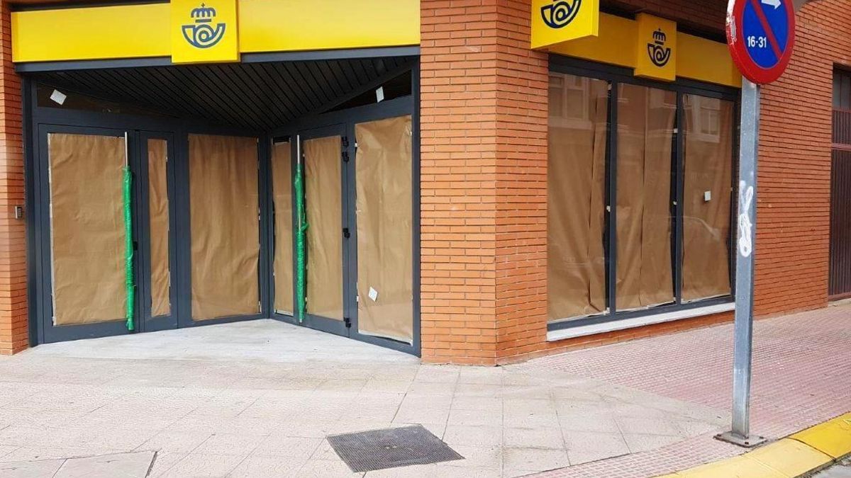 CSIF denuncia el cierre de la oficina de Correos en Autol por "falta de personal"