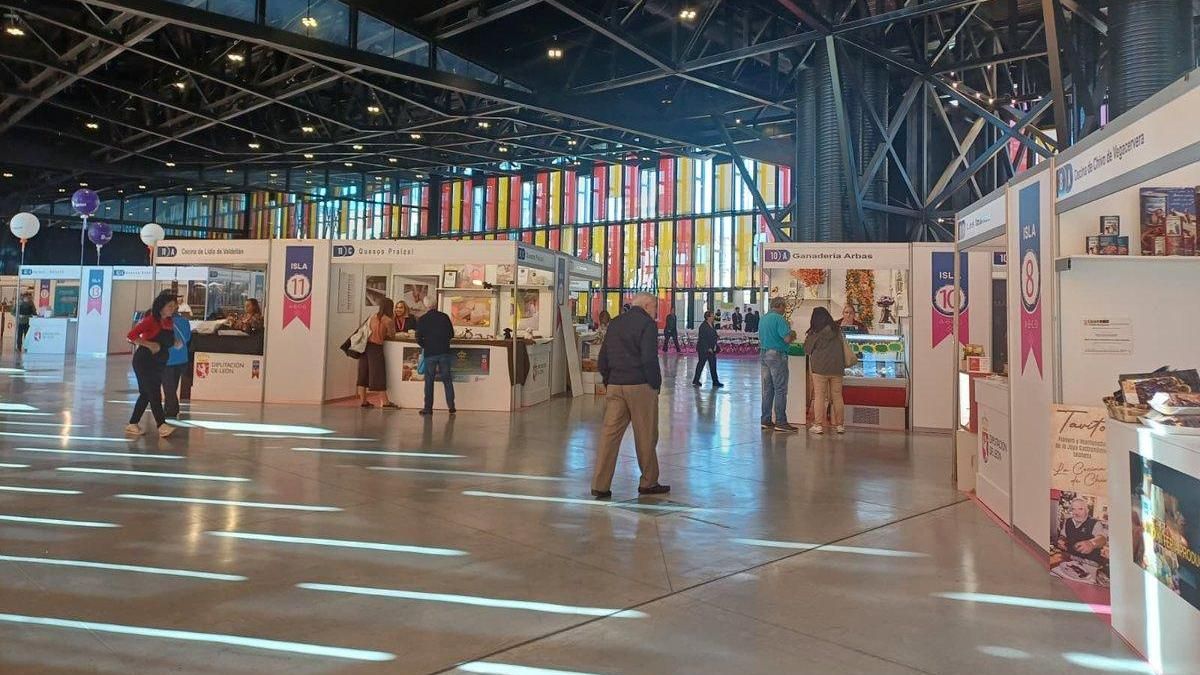 La más grande Feria de los Productos de León consigue ofrecer la cifra récord de 108 expositores